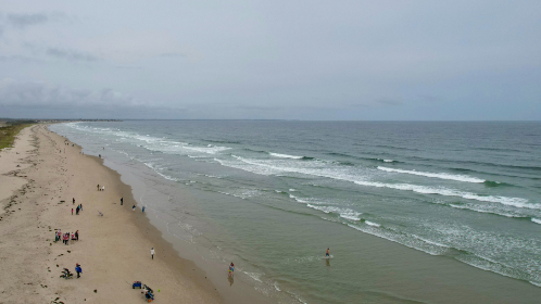 red room website:探索红色房间背后的神秘与禁忌文化 red room website:探索红色房间背后的神秘与禁忌文化